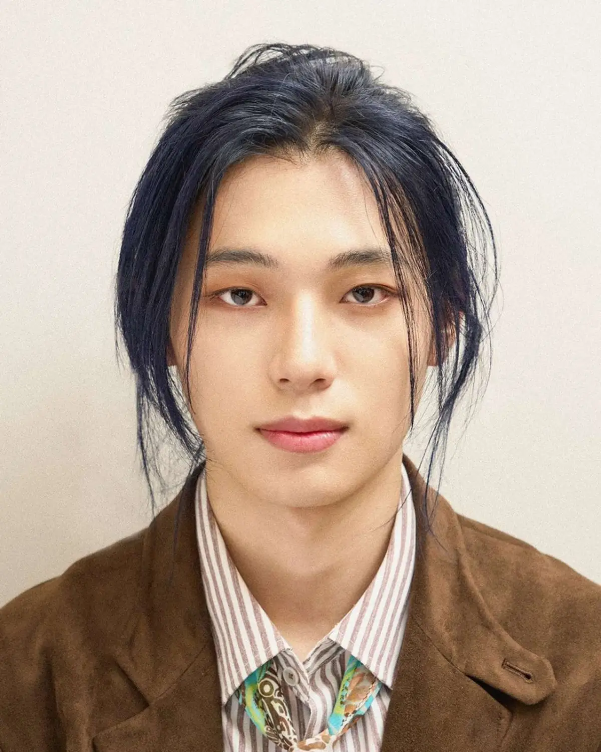 13Found member Kim Seongyeon
