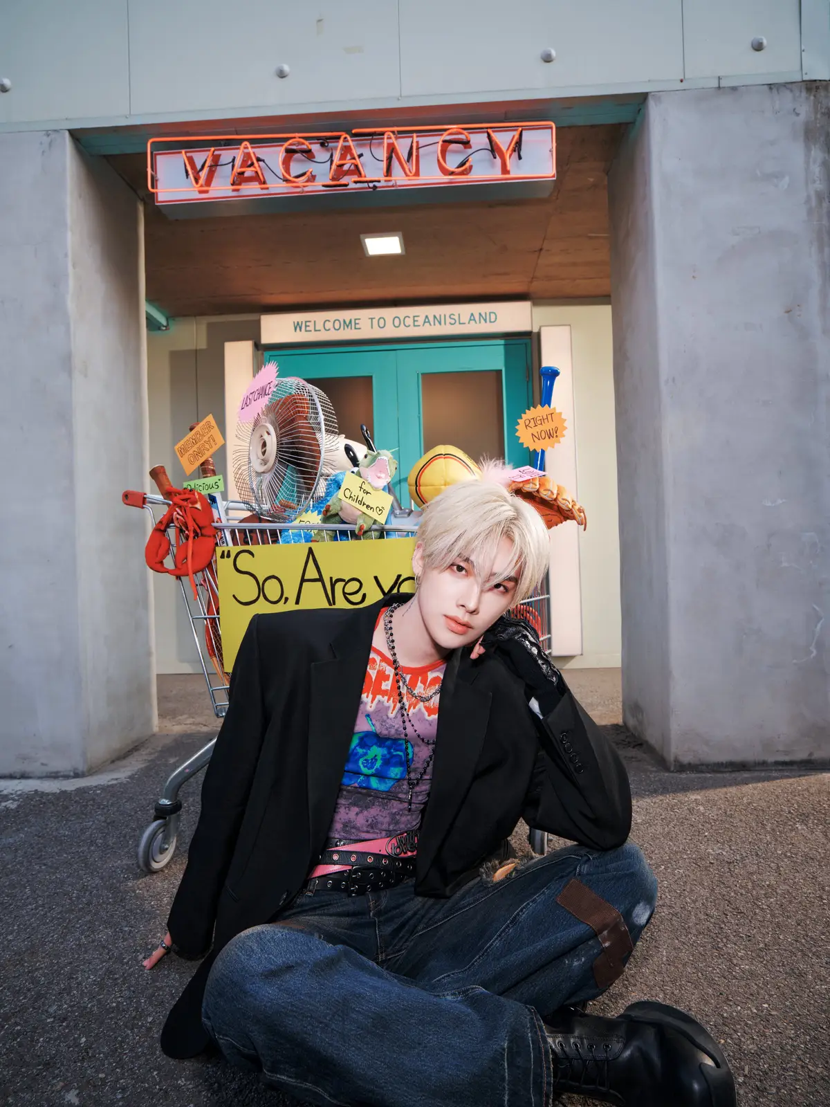 AND2BLE member Ricky