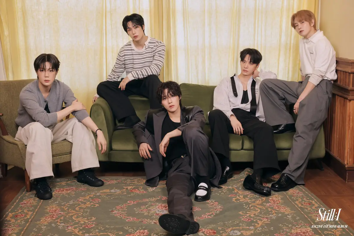 ASC2NT members are Karam, Jay, Reon, Kyle, and Hyowon.