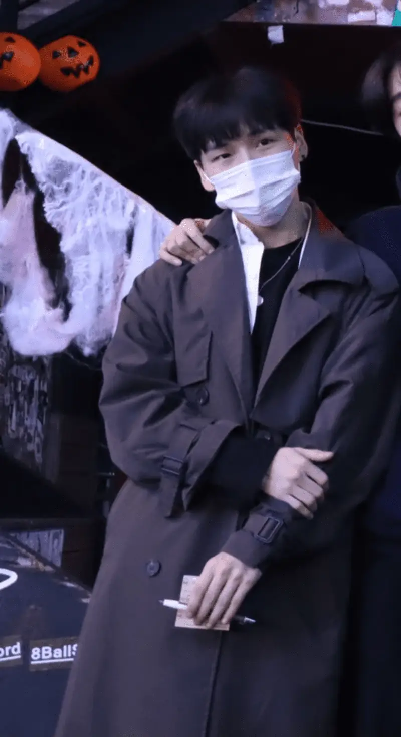 Confined White member Jaemin