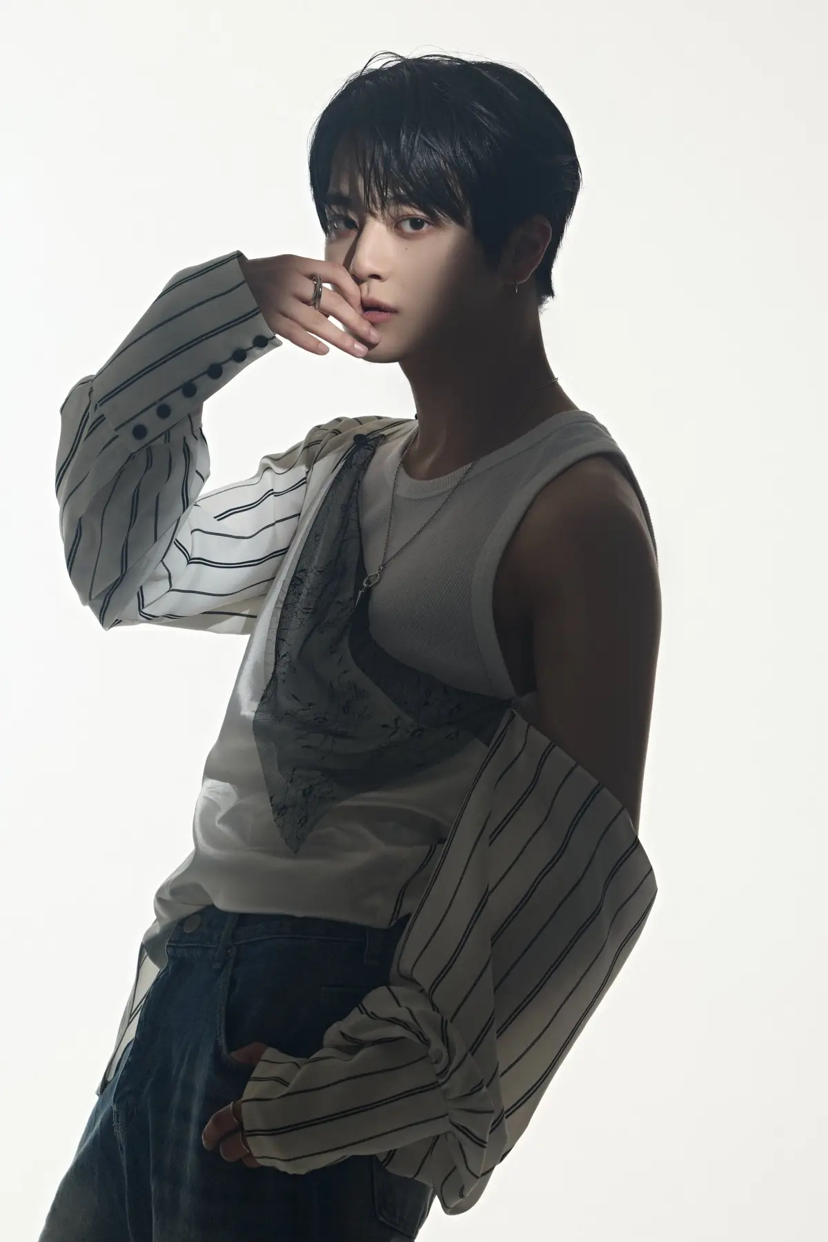 Double 0ne member Hong Sungmin