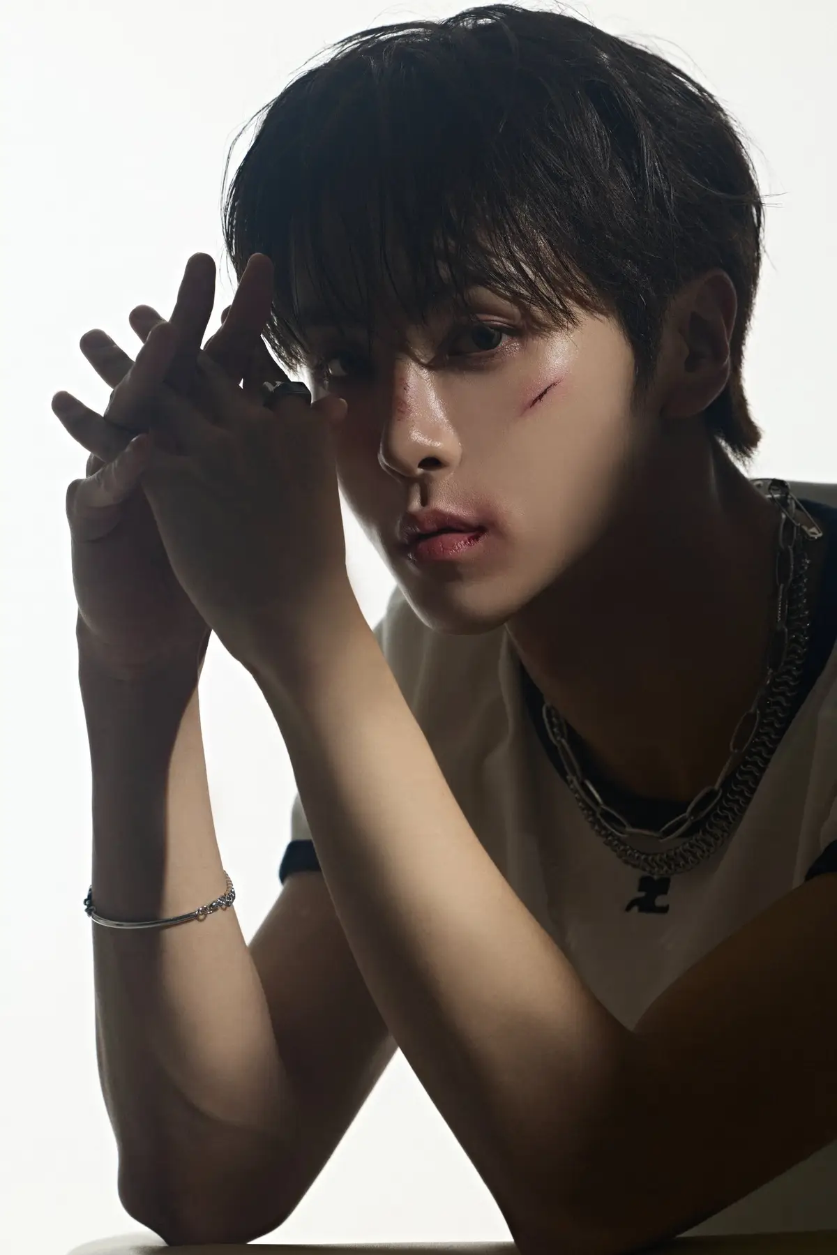 Double 0ne member Yoojun