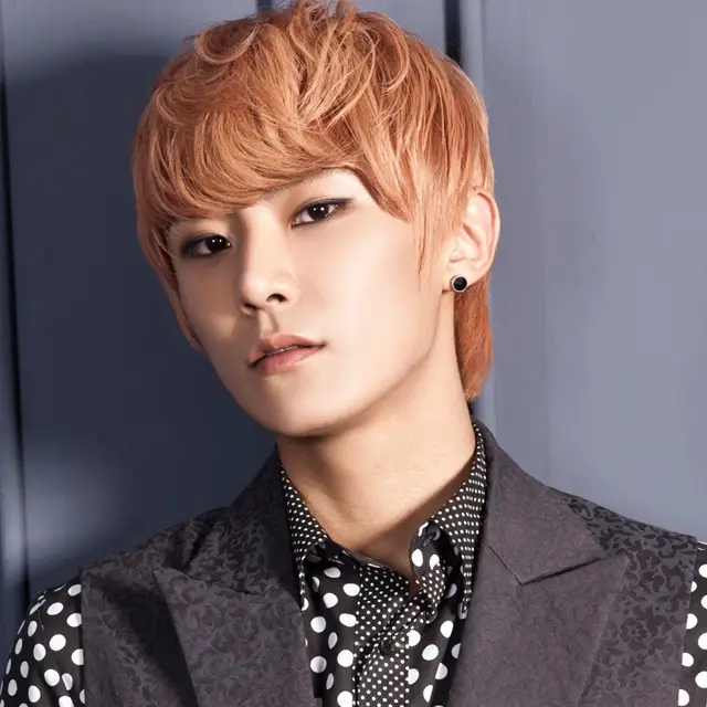 I-REX former member Gun