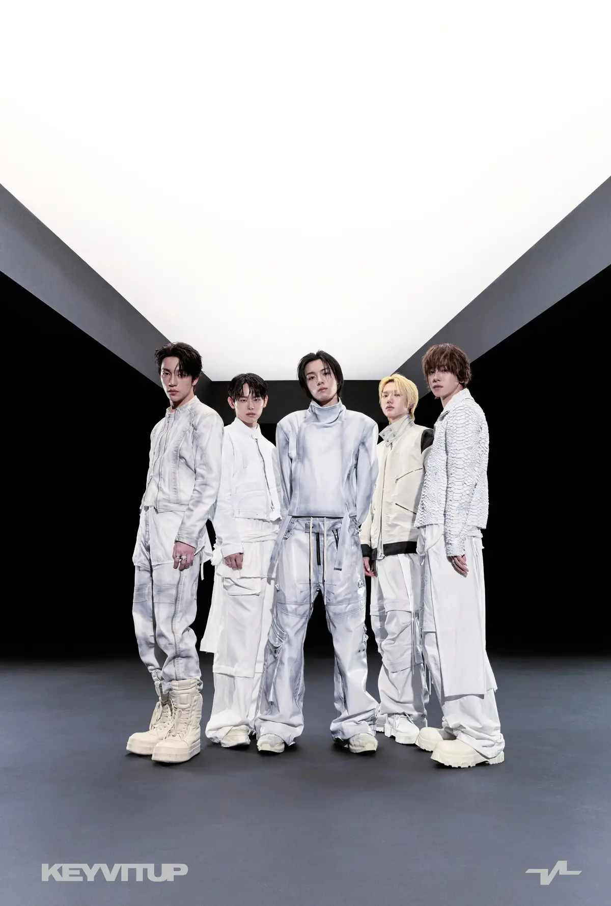 KEYVITUP members are Hyunmin, Taehwan, Sena, Jaein, and Rukia.