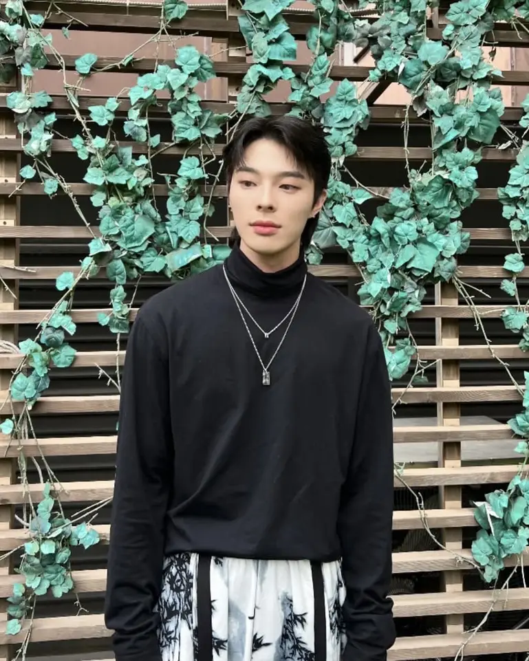 LEVERGENT former member Jiwon