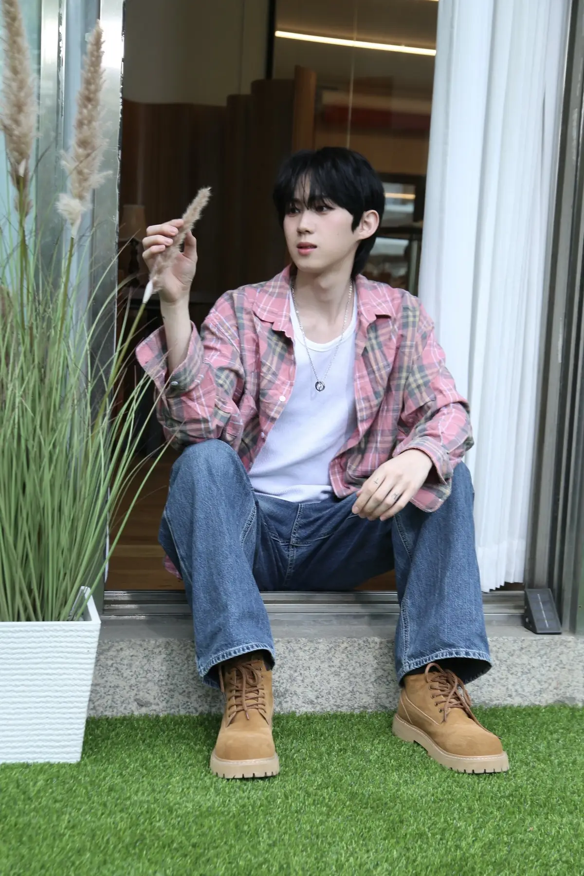 MY ONE member Dojun