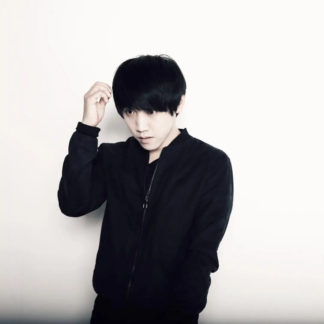 Phonebooth former member Laser