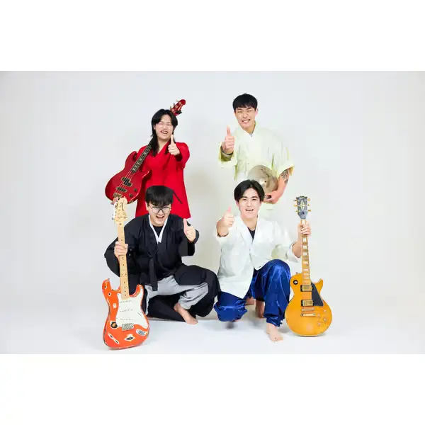 poomba21 members are Donghyun, Rakhyun, Hyunsoo, and Hagyeom.