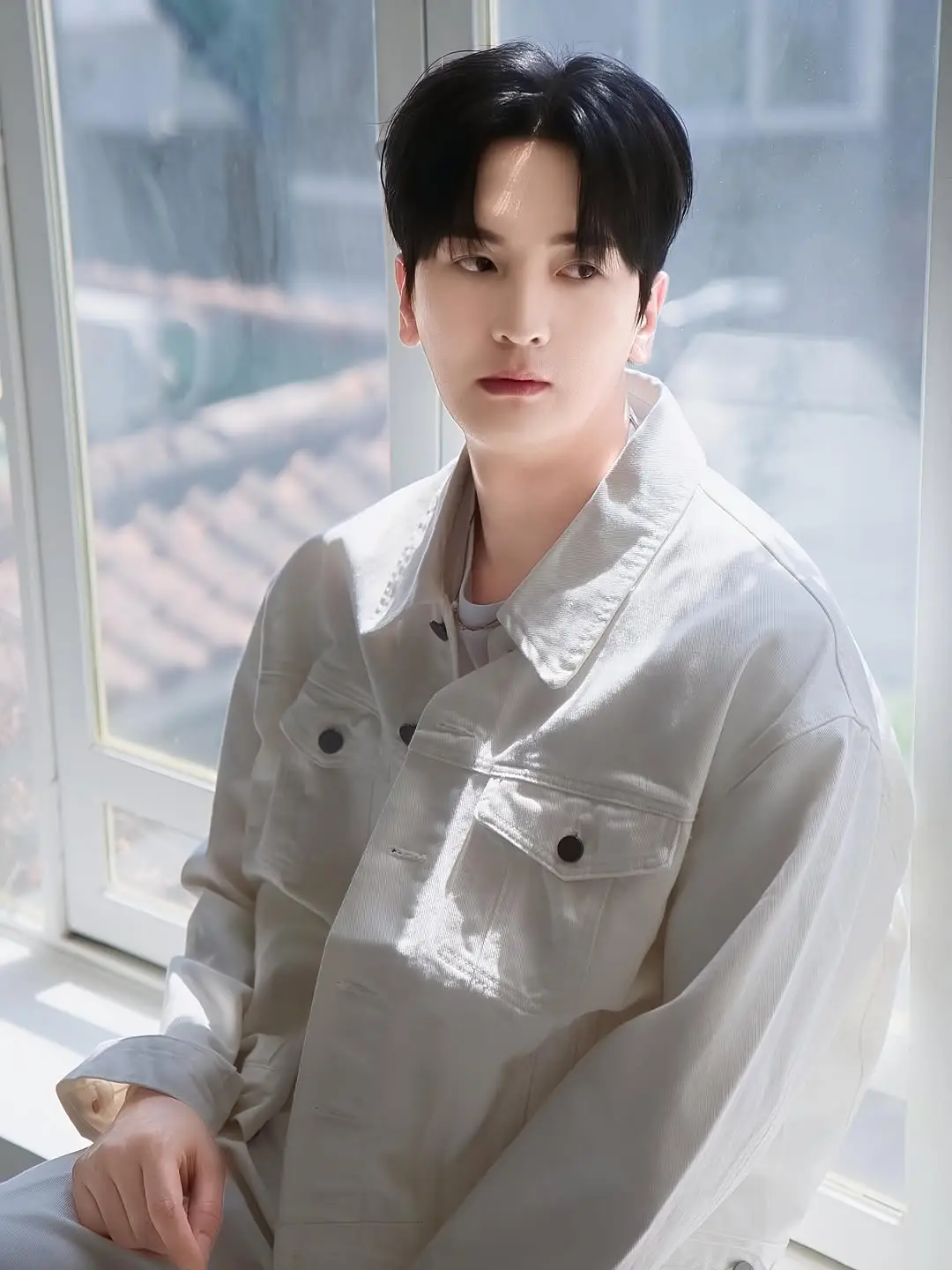 STC member Donghyeon