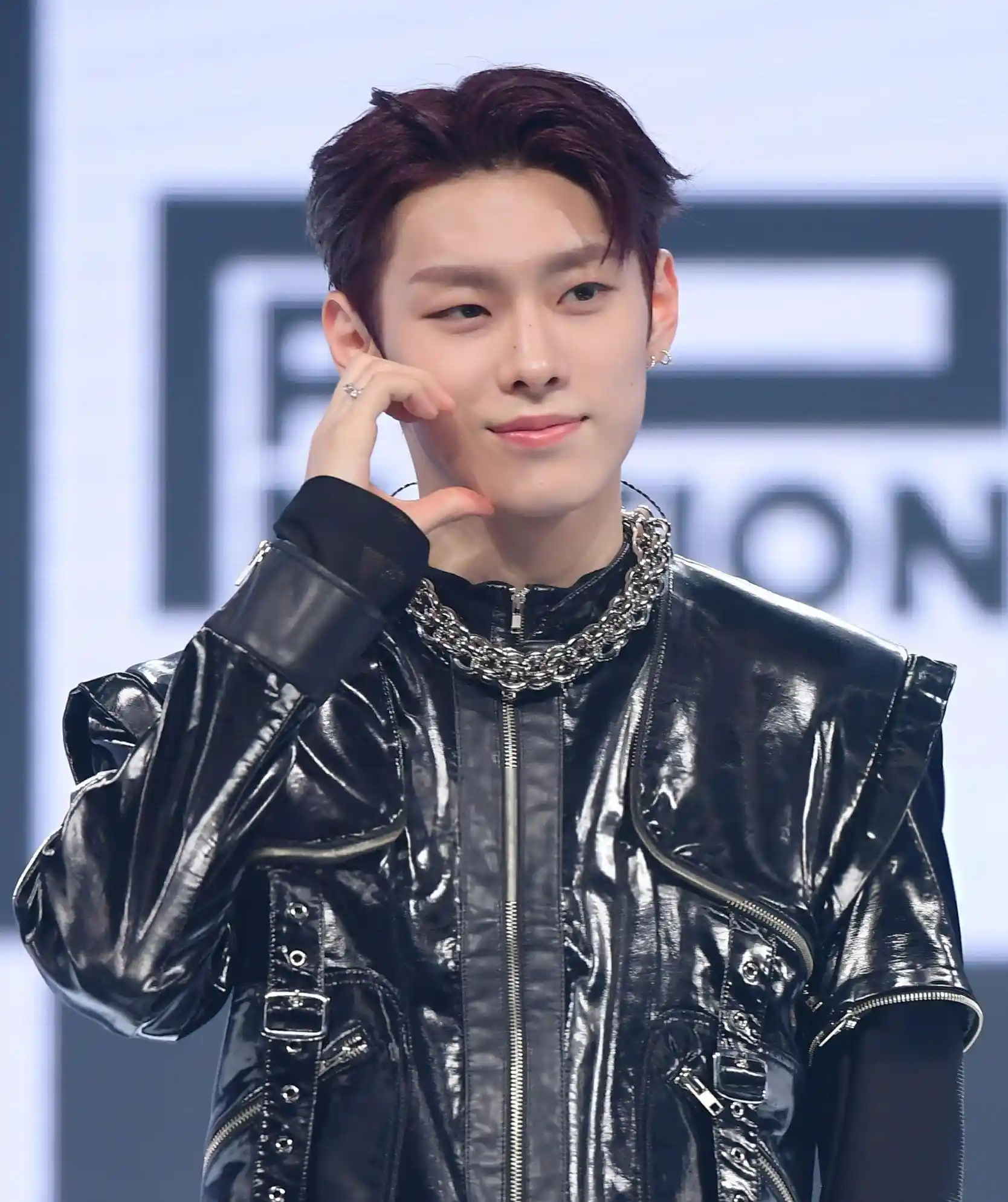 Woo KyungJun of TNX