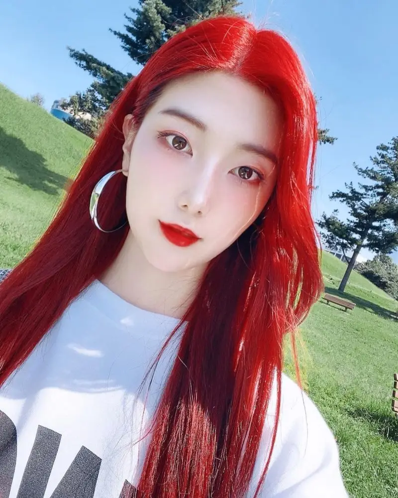 YOURS Members Profile YOURS former member Mina
